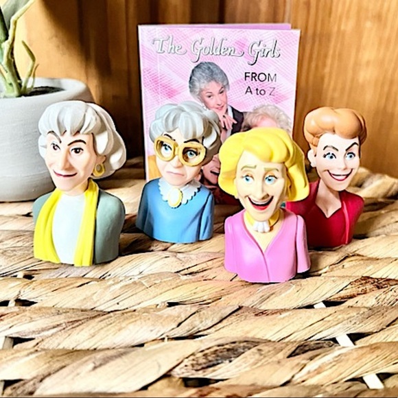 The Golden Girls Stylized Finger Puppets - Picture 1 of 12